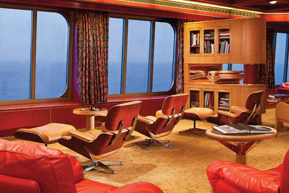 Holland America Line R-Class Explorers Cafe.jpg